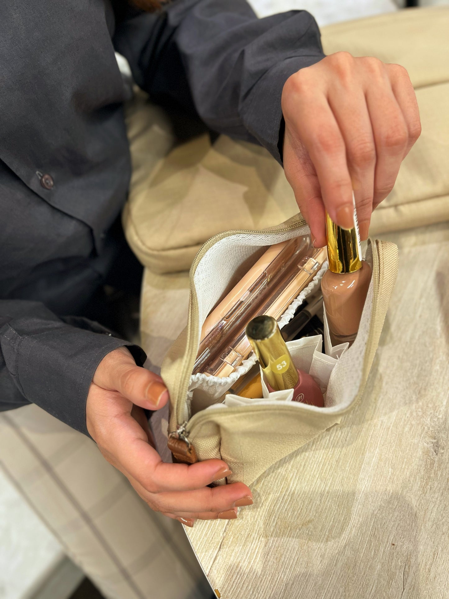 Dofre Beige Rustic Pouch – Stylish & Compact Makeup Organizer