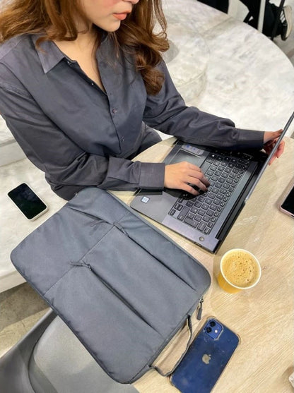 Grey Dofre Laptop Sleeve – Sleek, Protective & Lightweight