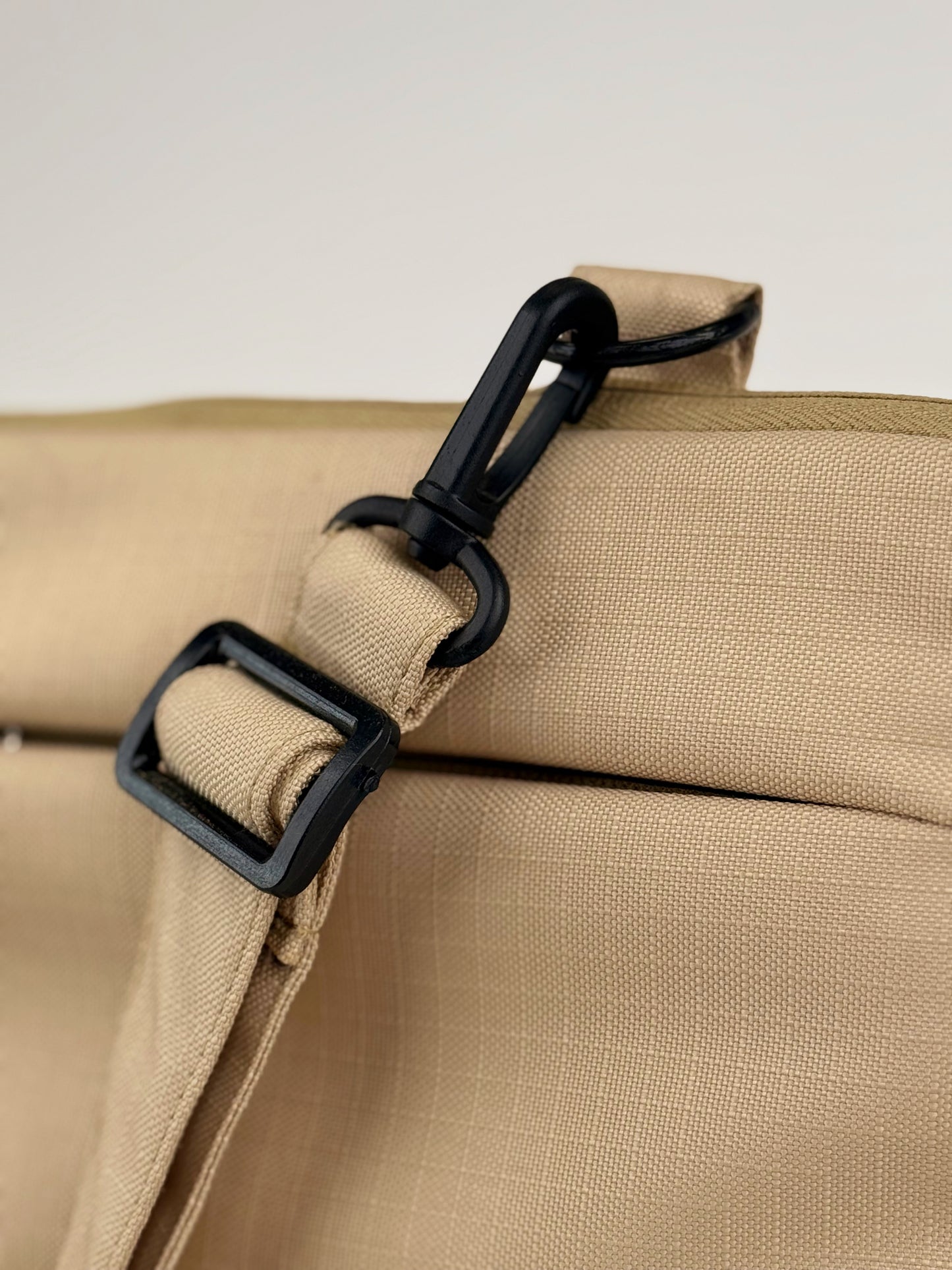 Dofre Beige Laptop Sleeve – Premium Laptop Case in Pakistan