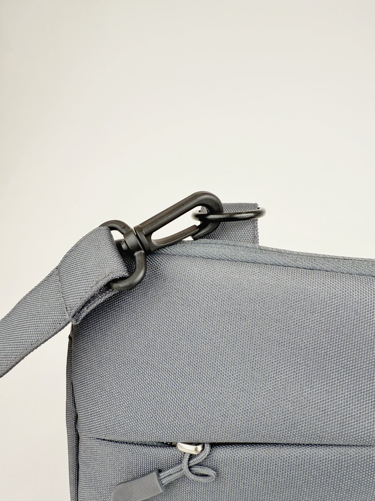 Grey Dofre Laptop Sleeve – Sleek, Protective & Lightweight